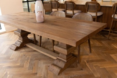 tavistock-weathered-table
